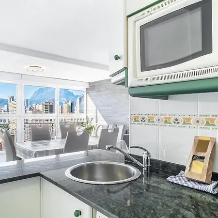 Loixana 10-8 - Arena Apartment *