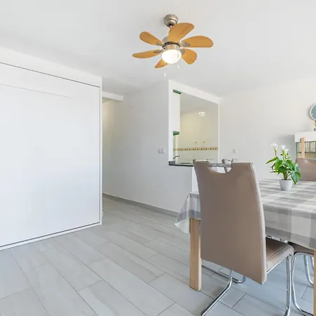Apartment Loixana 10-8 - Arena *